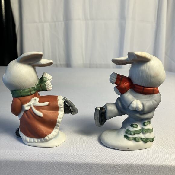 VTG Ceramic Ice Skating Bunny Rabbits Couple Figurines 4” Collectible Homco 5305 - Picture 3 of 7